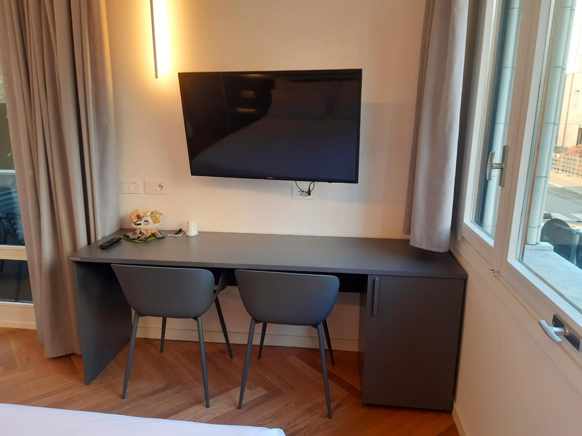 Mako Suites - Centro E Stazione Monza Zewnętrze zdjęcie